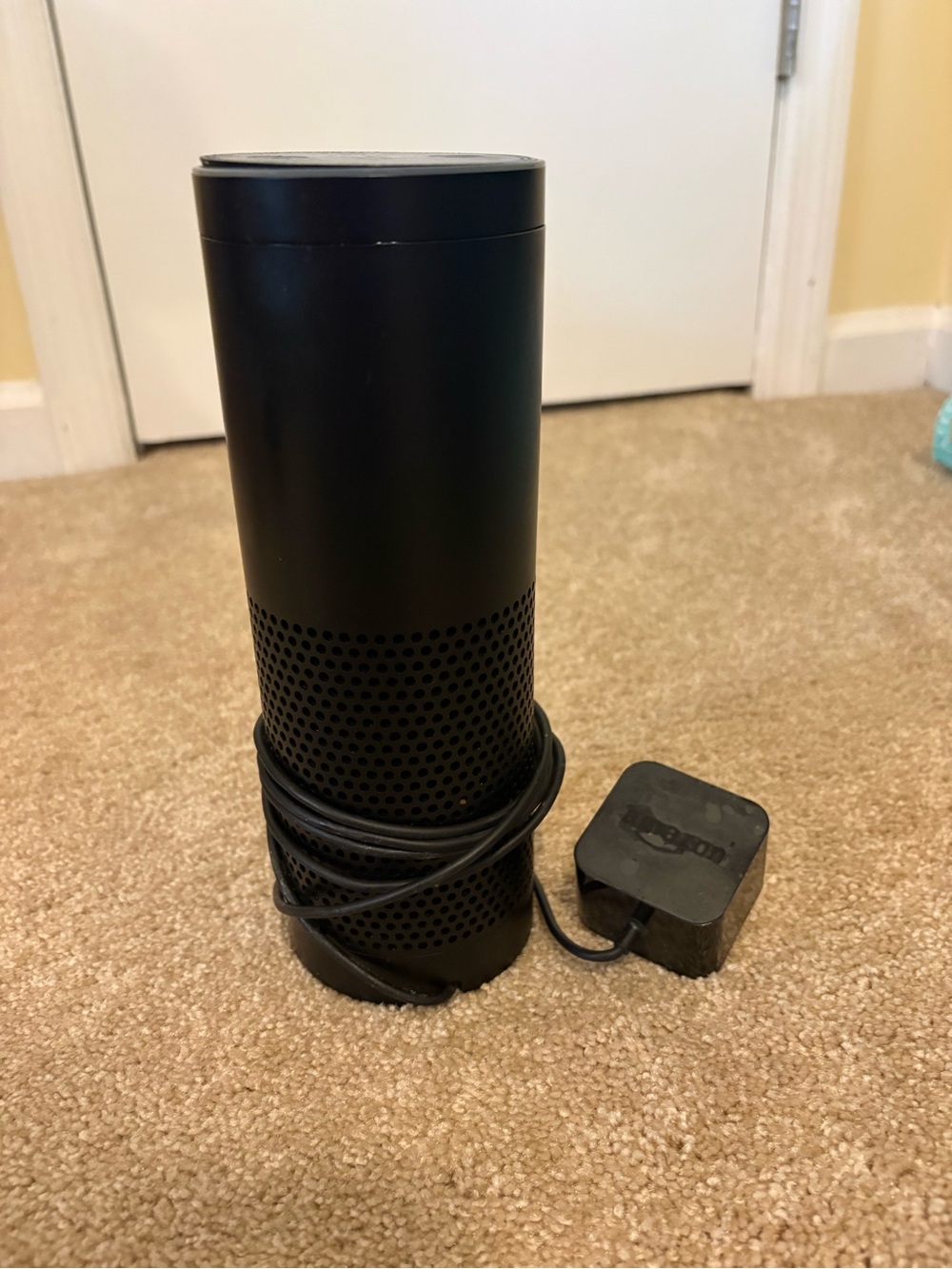 Amazon Echo Plus - Picture 2 of 7